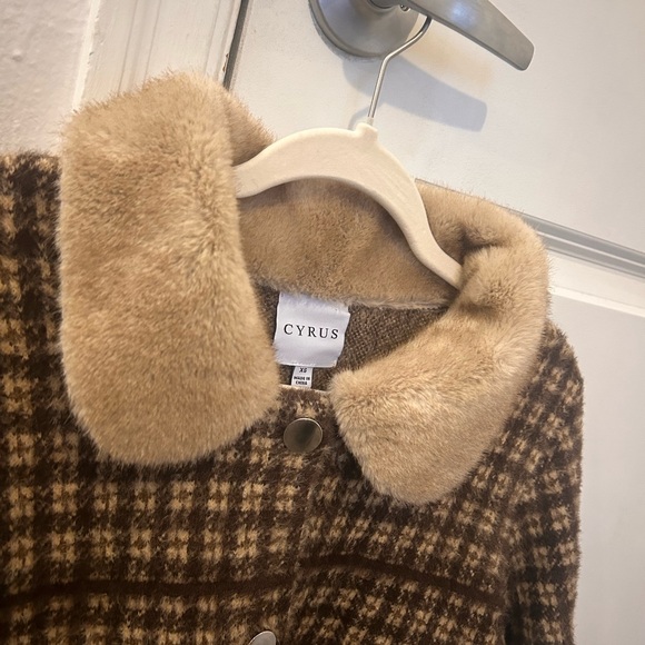 Cyrus Brown Plaid Jacket Elk Fur Blend Women’s Size XS - Picture 2 of 6